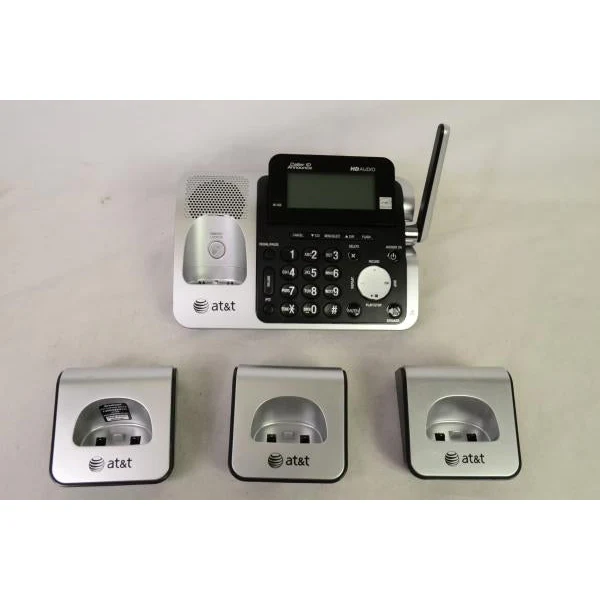 AT&T DECT 6.0 Wireless 4 Handset Home Phone Answering System CL83451 - Used - Image 4