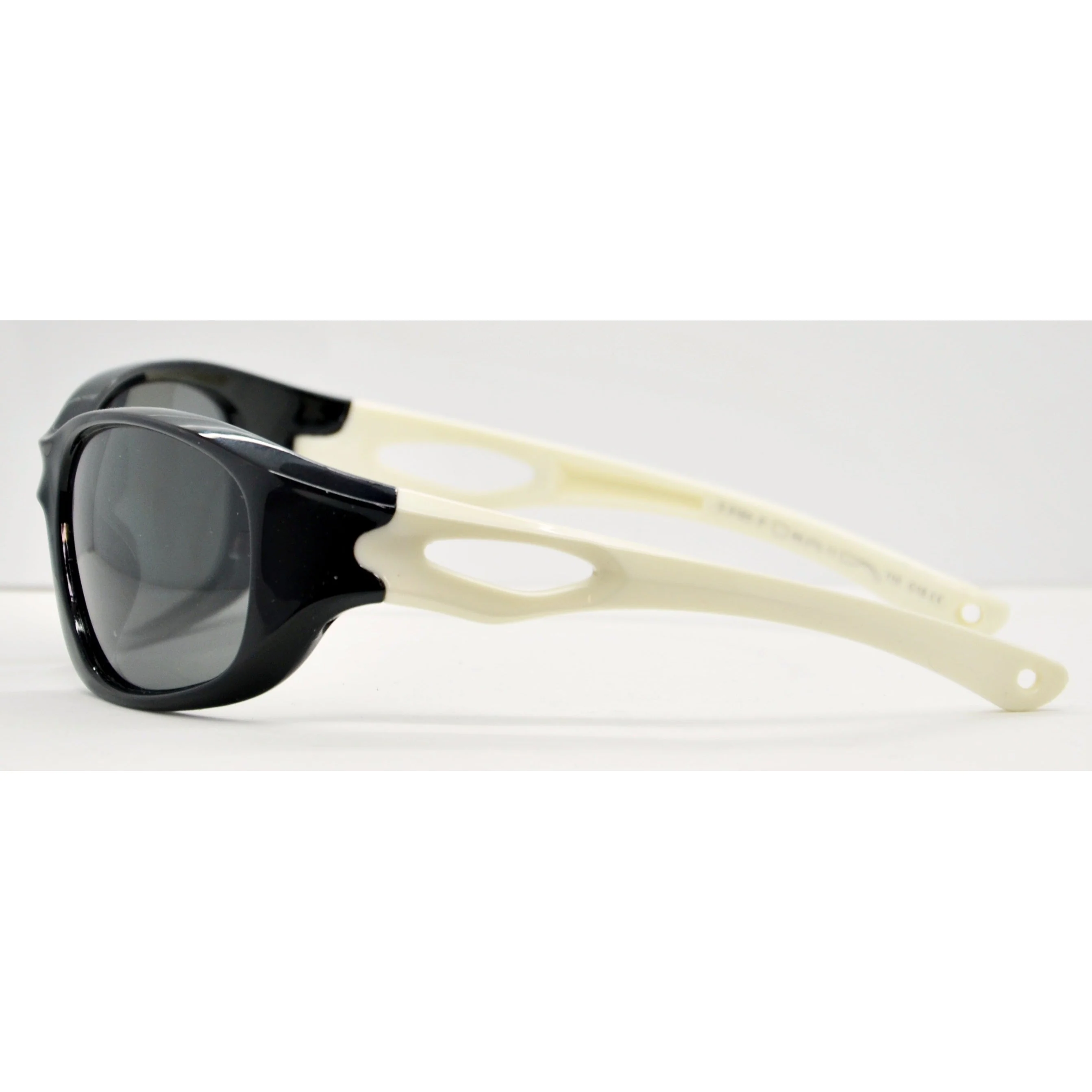Brooben Kids Polarized Sports Sunglasses with Flexable Frame Unisex/ B&W S8186 P - Image 4