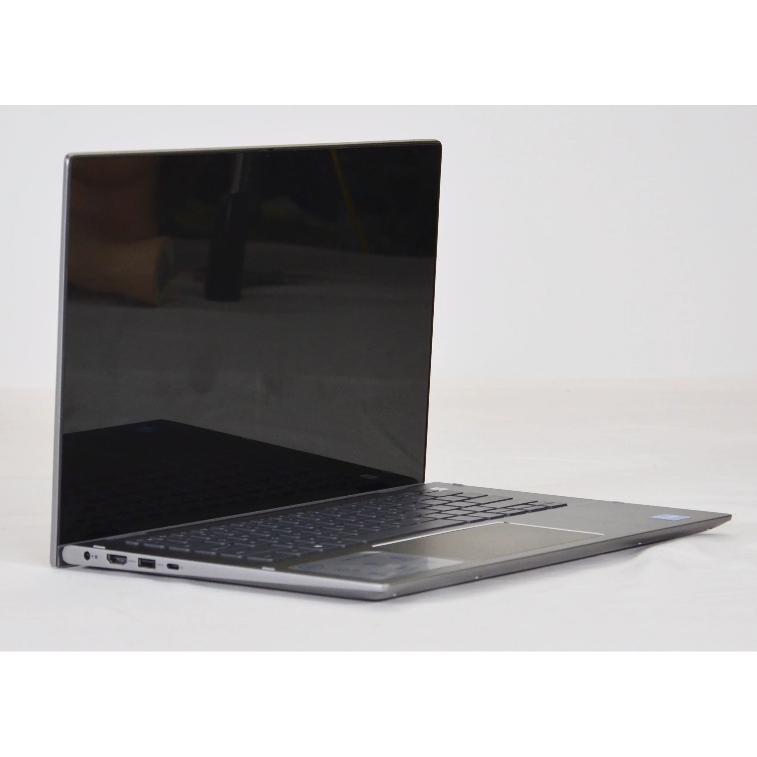 Dell Inspiron 14 5406 2-in-1 Touch Screen Laptop - i5-1135G7 - Titan Grey - Image 2