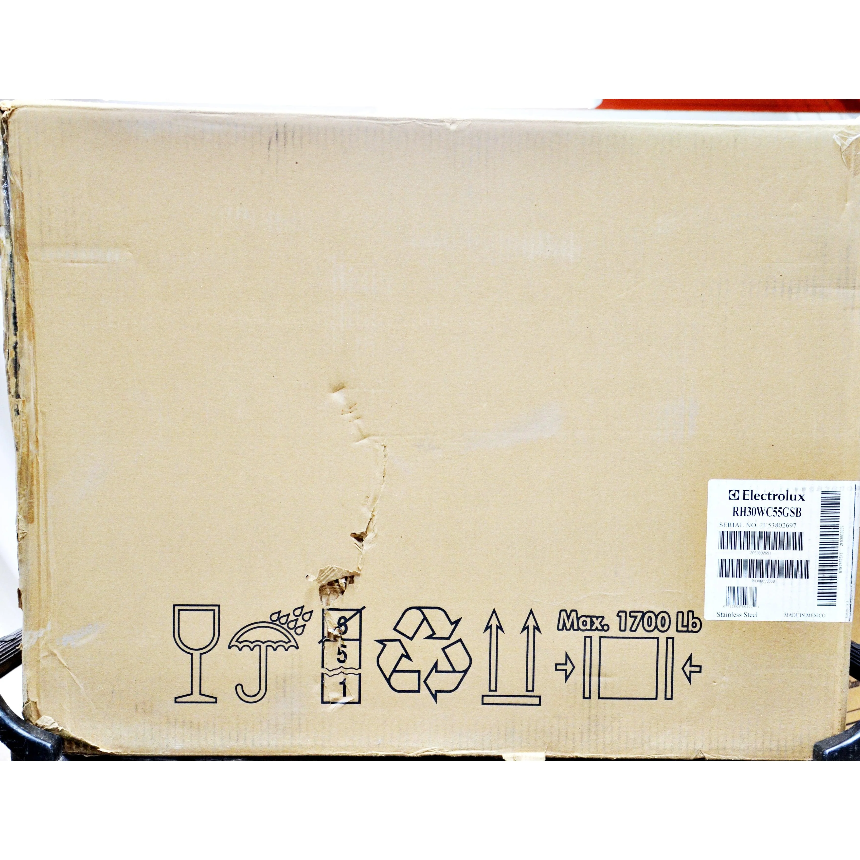 Electrolux Chimney Range Hood w/ Heat Sensor- 600 CFM- 30in - Image 5