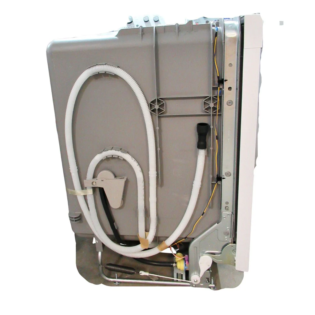 GE 24" Built-In Front Control Dishwasher GDF511PGRWW - Image 4