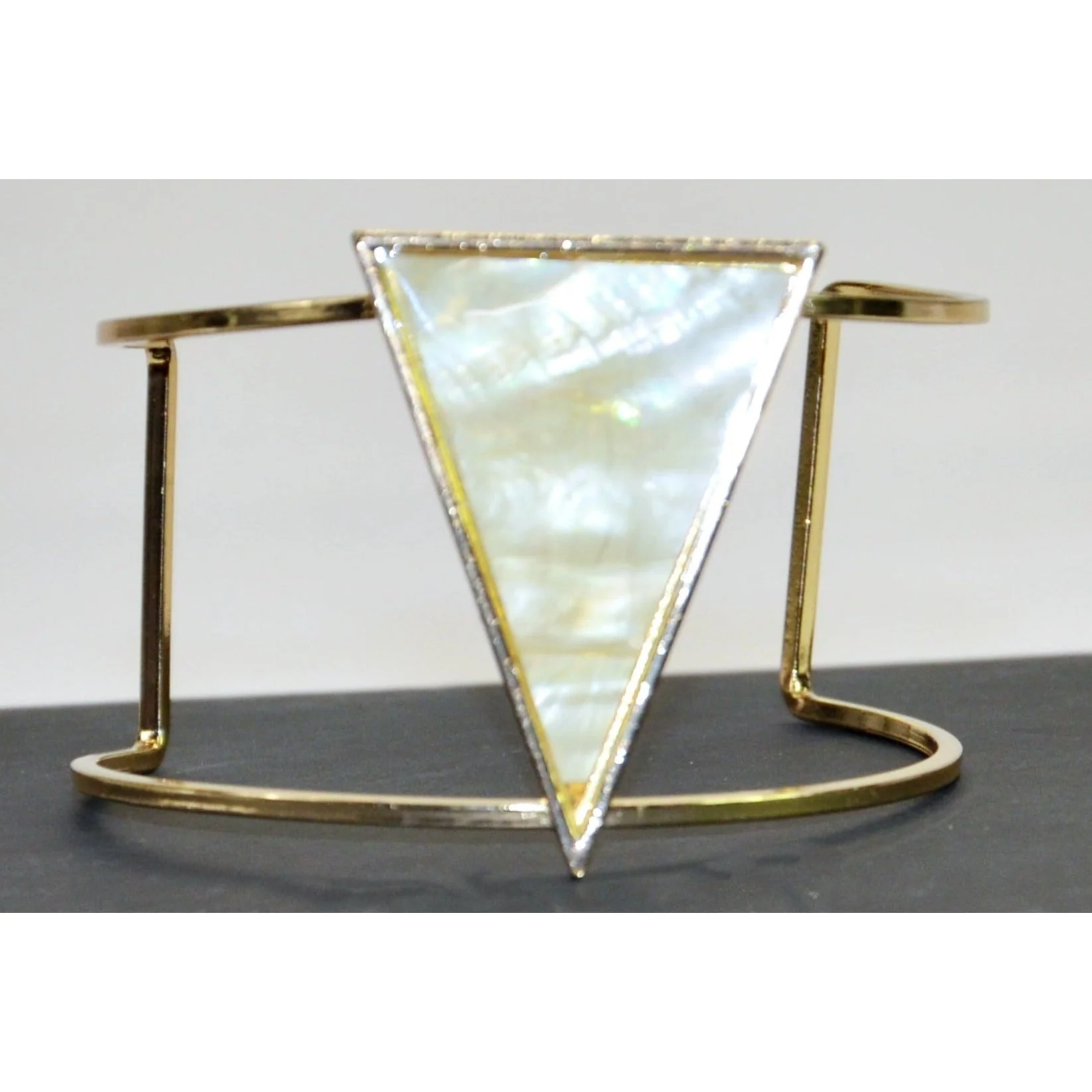Gold tone triangle medallion cuff bracelet -Cream - Image 3
