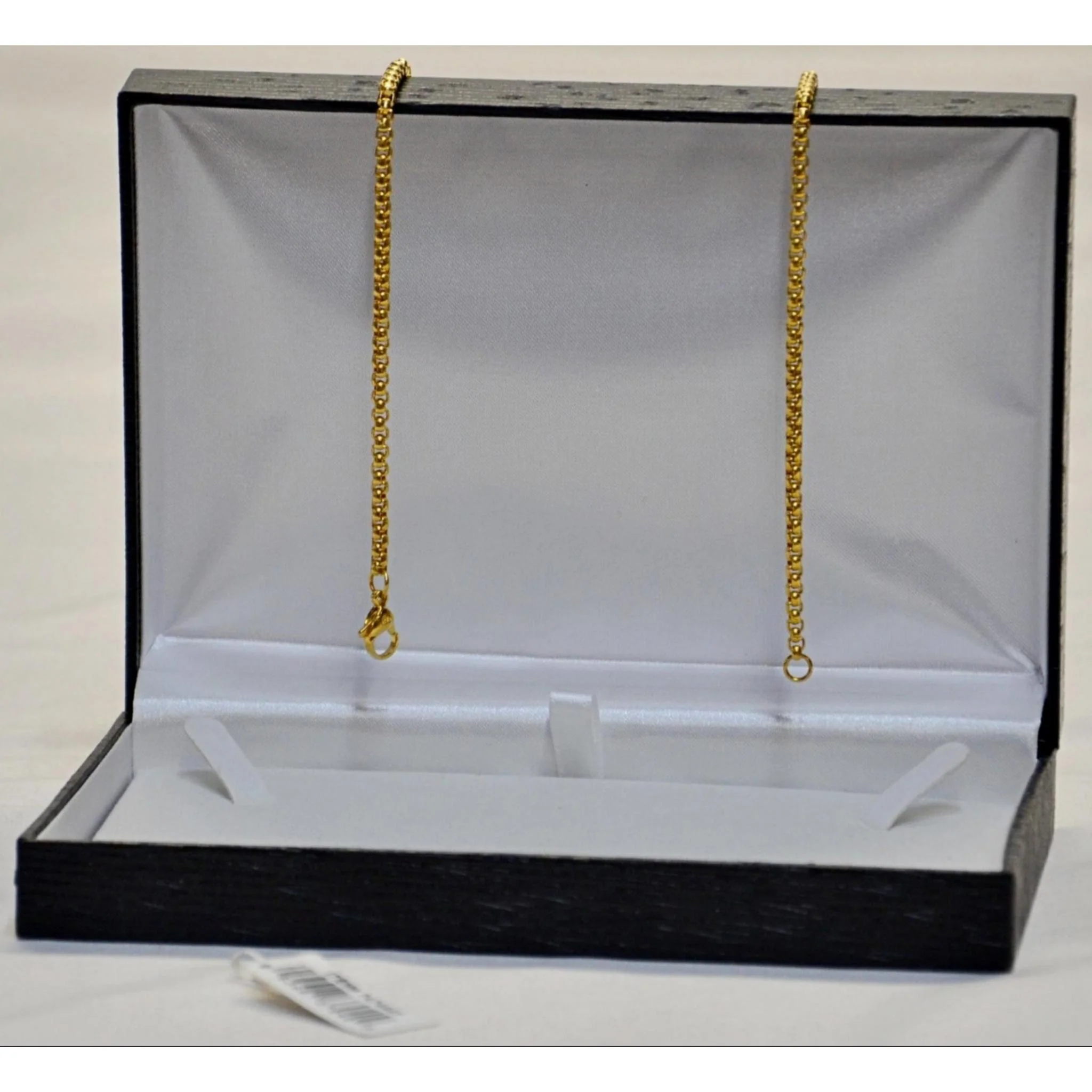 High Polish and Diamond Cut Round Box Chain in Yellow 18K Gold - Image 2