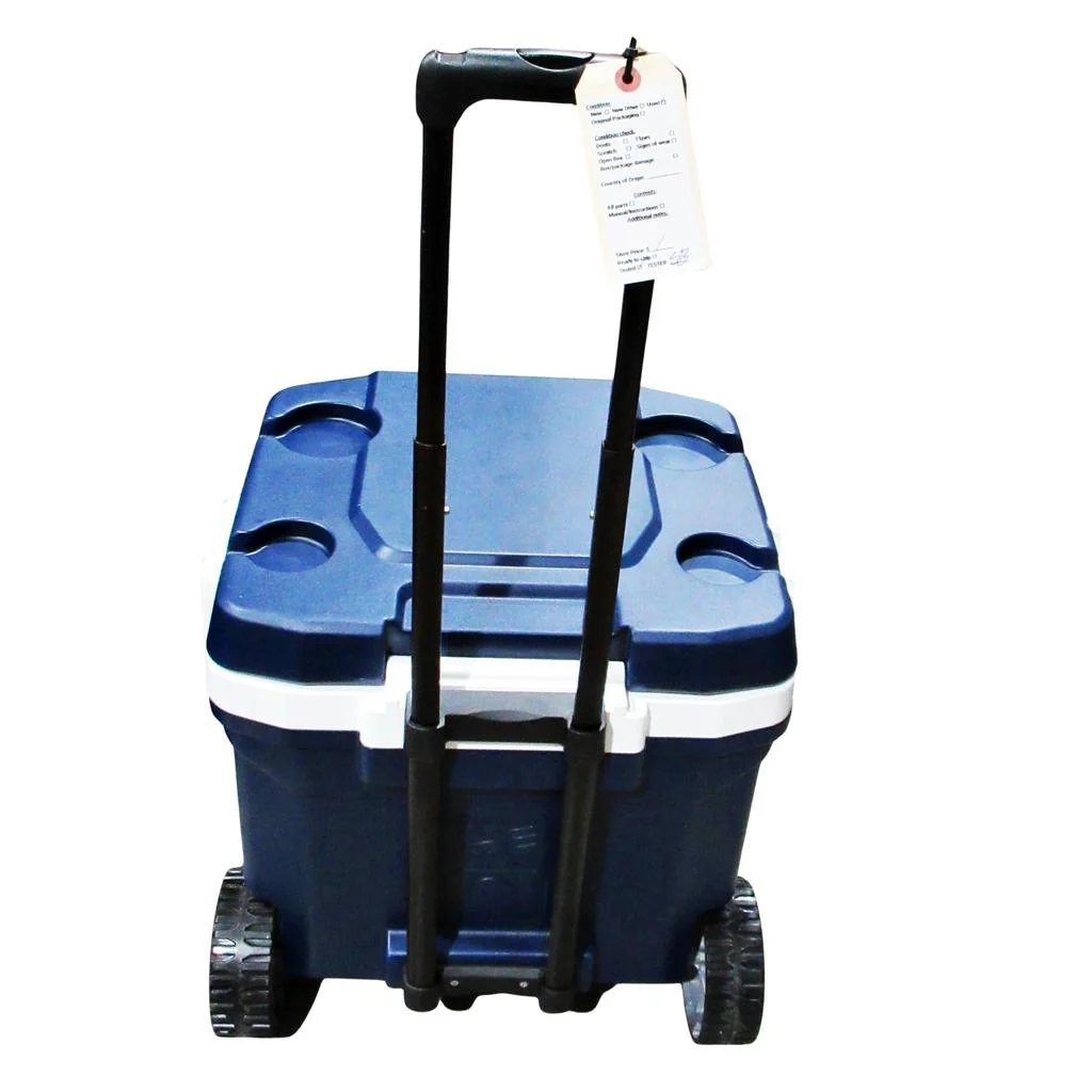 Igloo Maxcold Latitude Wheeled Cooler - Image 2
