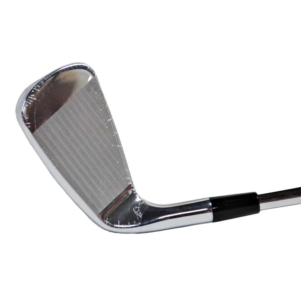 Kirkland Signature Player's 7 clubs Iron Set Stiff Flex Right Handed - Image 4