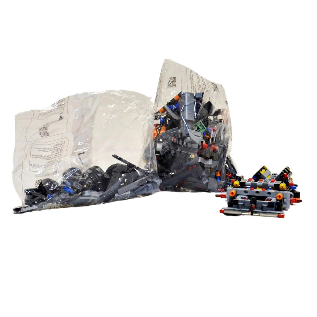 LEGO Technic 42173 Koenigsegg Jesko Absolut Hyper Sport Car Set-Grey - Image 2