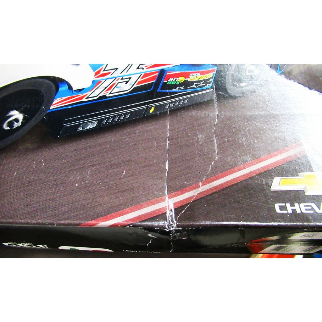 LEGO Technic NASCAR Next Gen Chevrolet Camaro ZL1 42153 - Image 6
