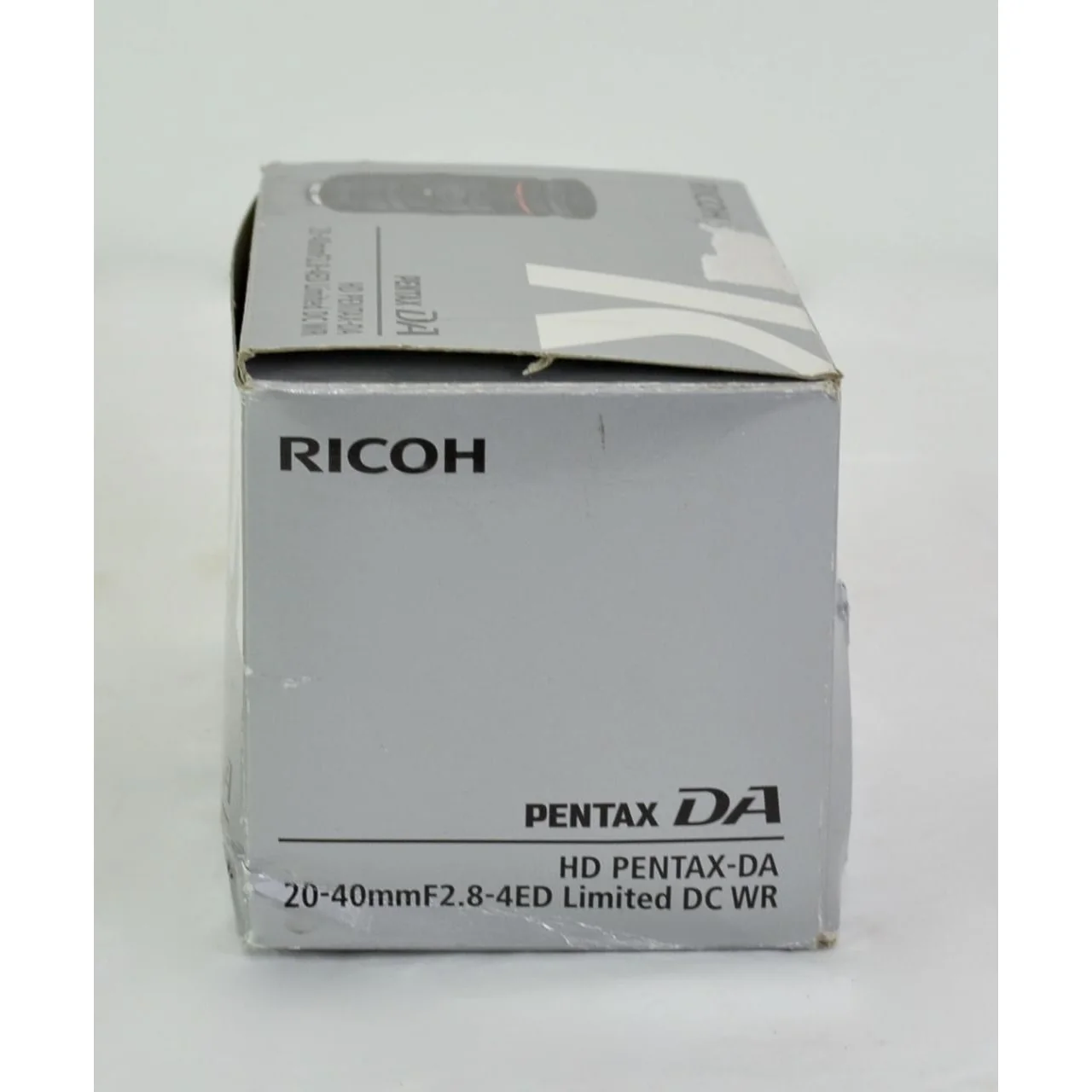 Pentax HD DA 20-40mm f/2.8-4 ED Limited DC WR Lens Silver - Image 4