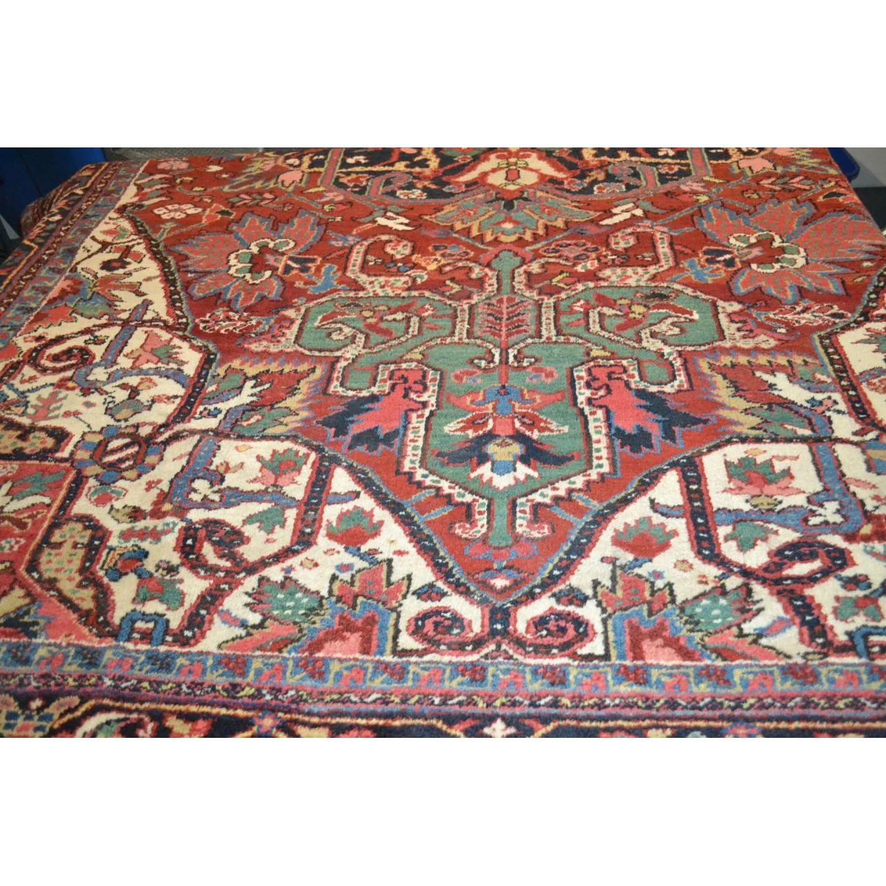Persian Heriz Rug - 234 x 346 cm - Image 3
