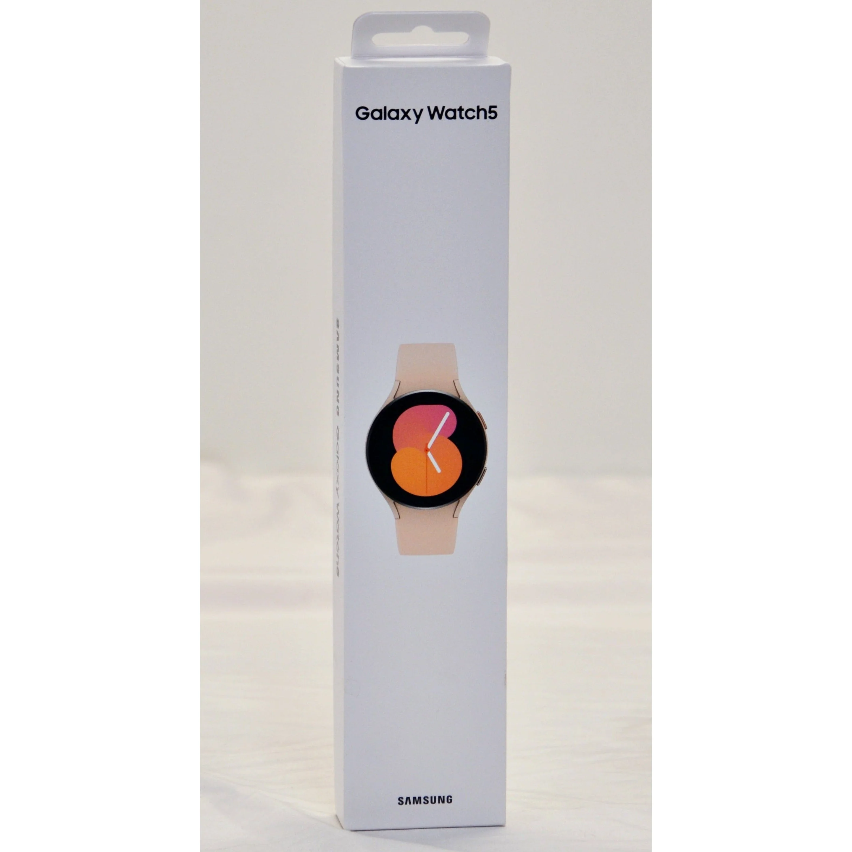 Samsung Galaxy Watch5 Bluetooth (40mm) - Pink Gold - Image 2