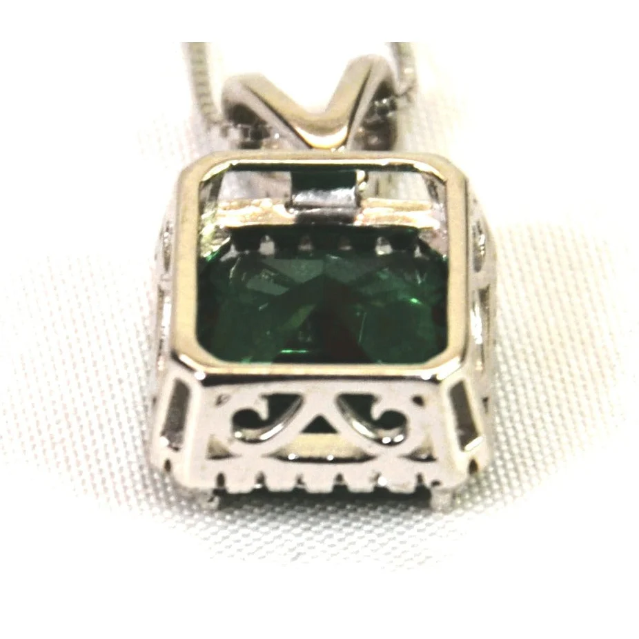 Sterling Silver 18" Necklace w/large green stone surrounded by clear stones - Image 4