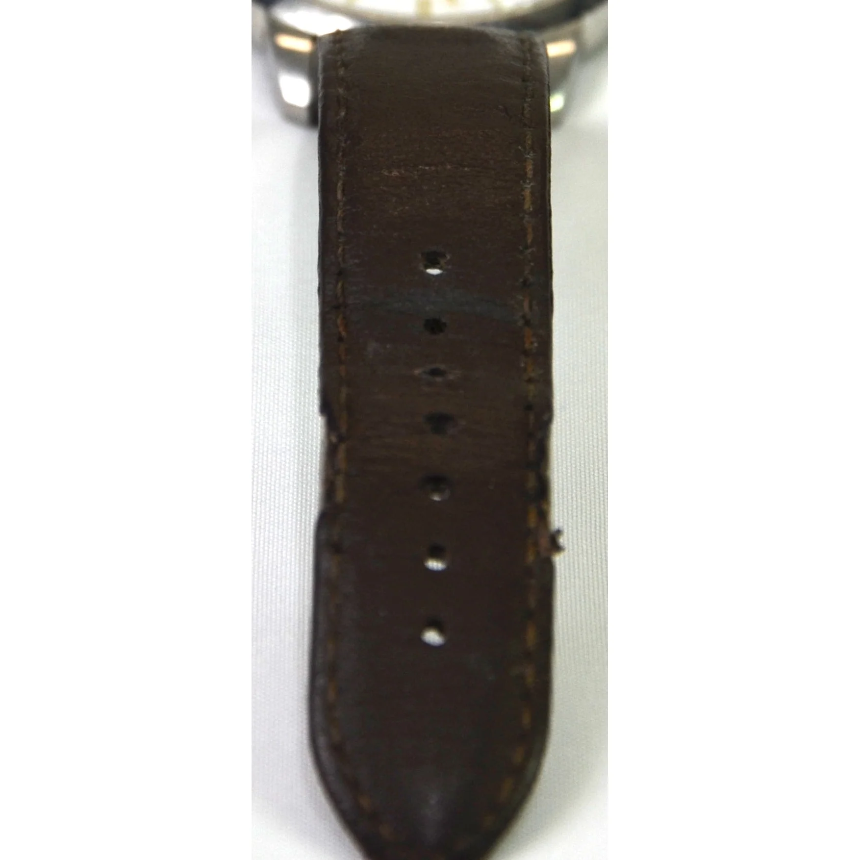 Tissot Men's Classic Dream Watch - T033.410.26.011.01 - Image 4