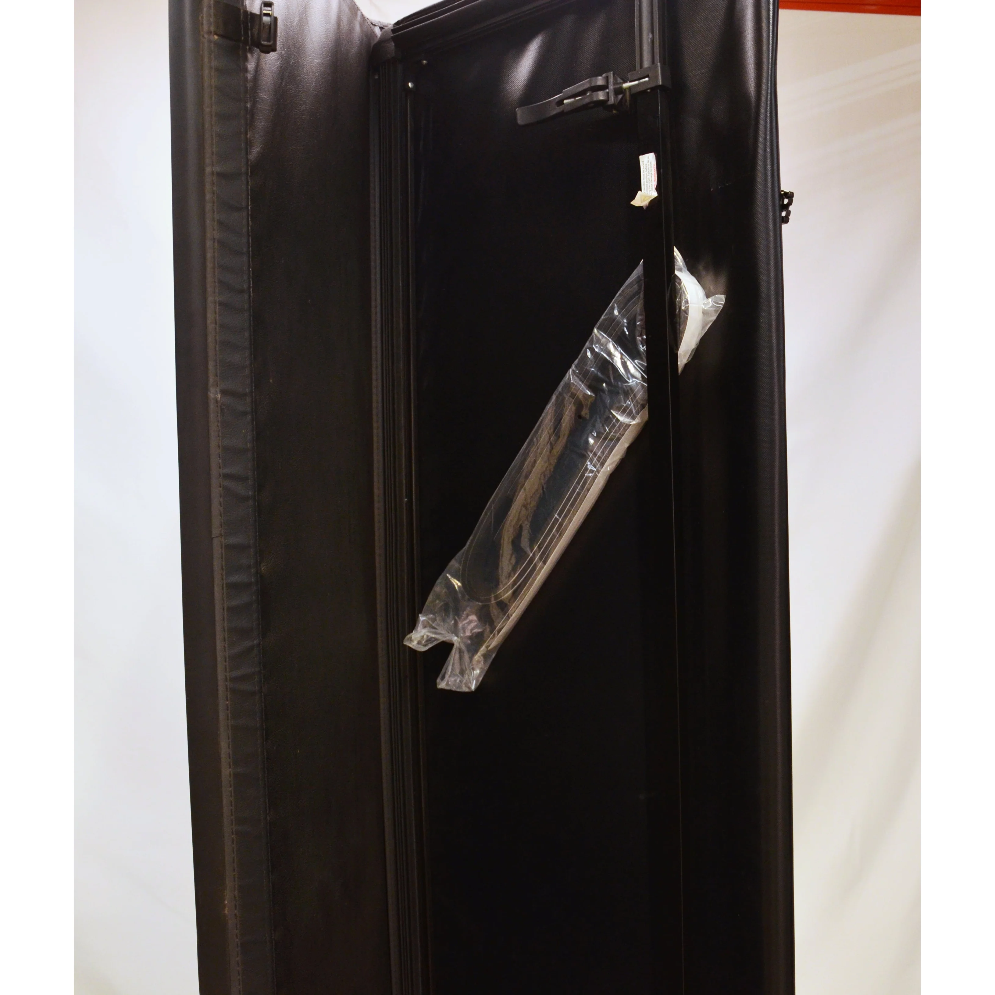 Tonno Fold - 14-18 Chev Silv/GMC Sra 1500, 5' 9" - Image 3