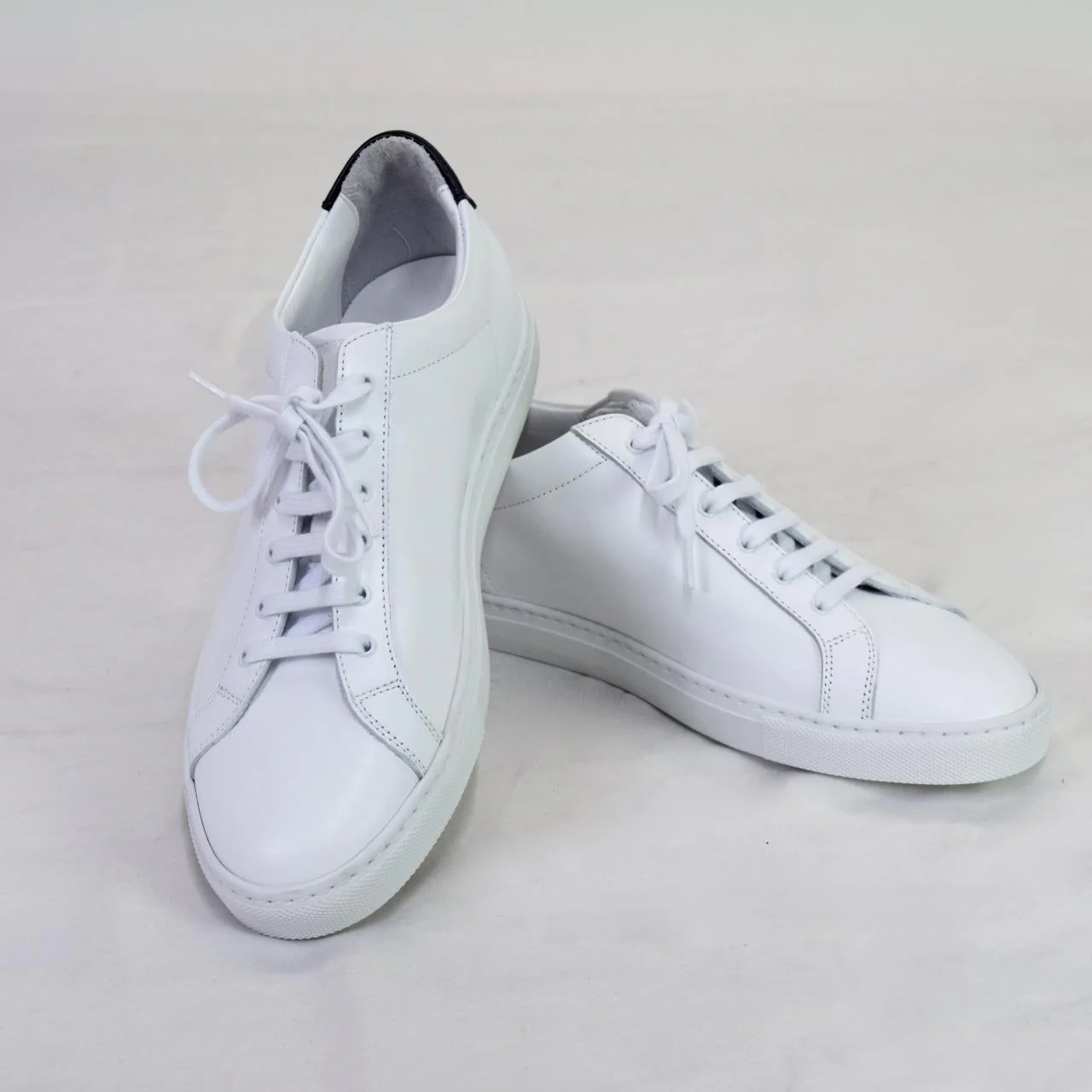 Woman by COMMON PROJECTS Retro Low Leather Sneakers White/Black 10 - Image 7
